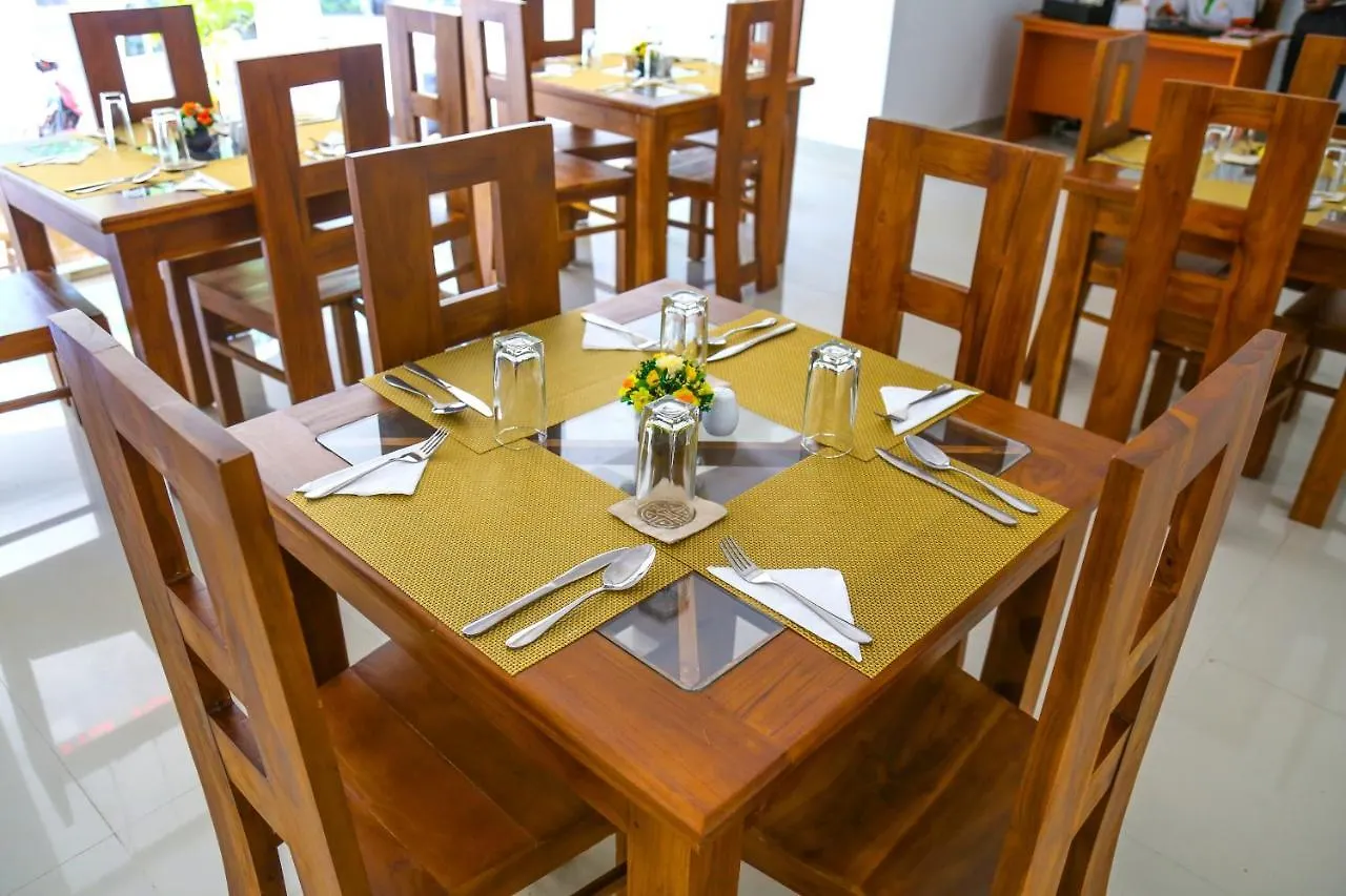 Hotel Citrus Cafe & Restaurant Kandy
